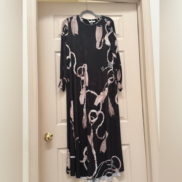 Dresses & Skirts - Long sleeve maxi dress